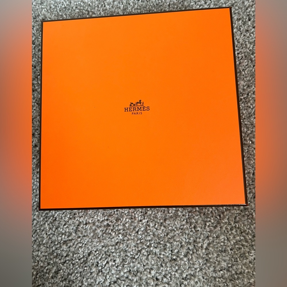 Hermes belt box